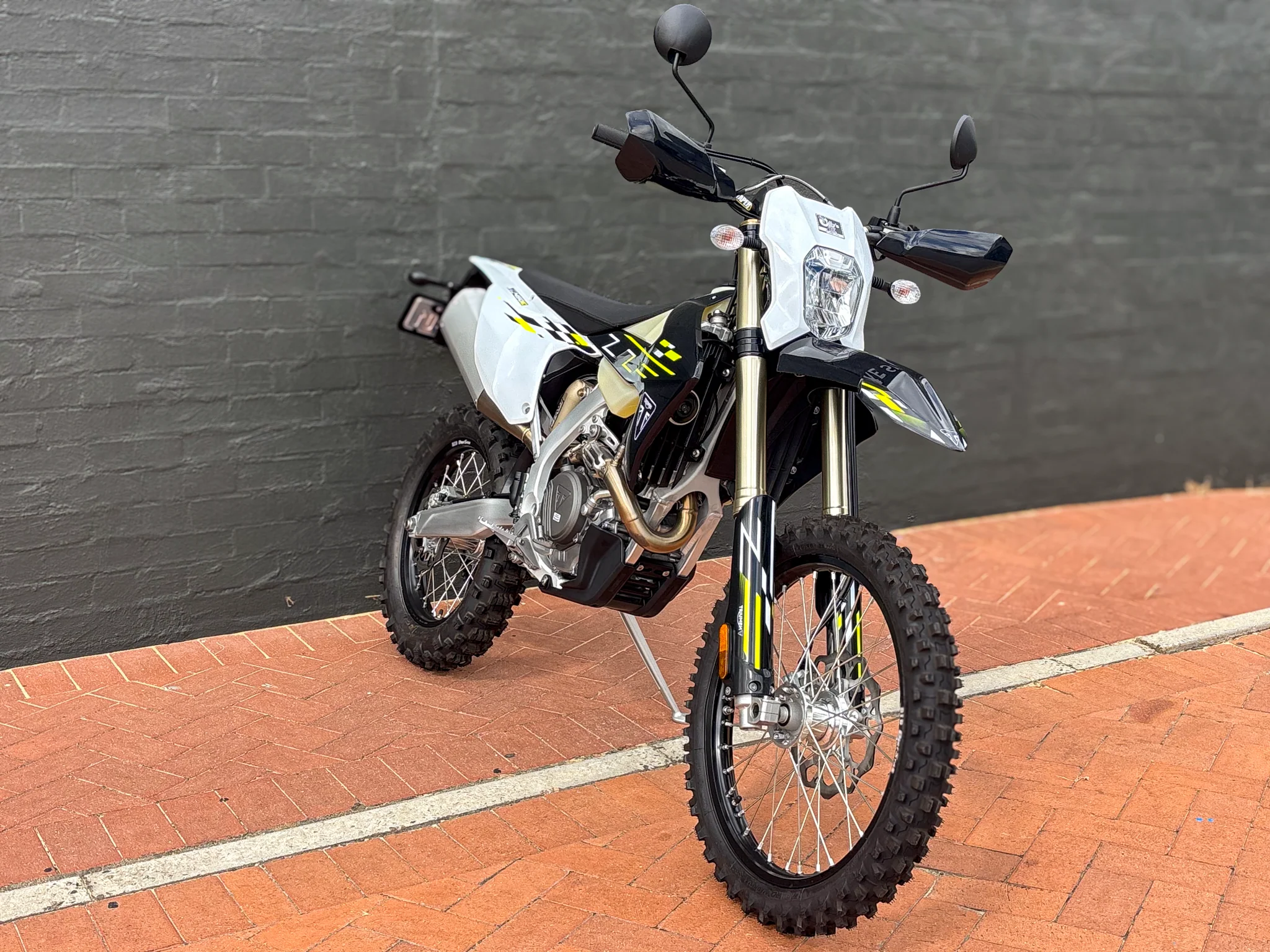 DEALER DEMO 2026 TF450-E $15,490* Excl Gov Charges - Image 4