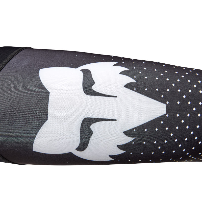 FOX FLEXAIR FRACTURE KNEE BRACE SOCKS - WHITE/BLACK - Image 4