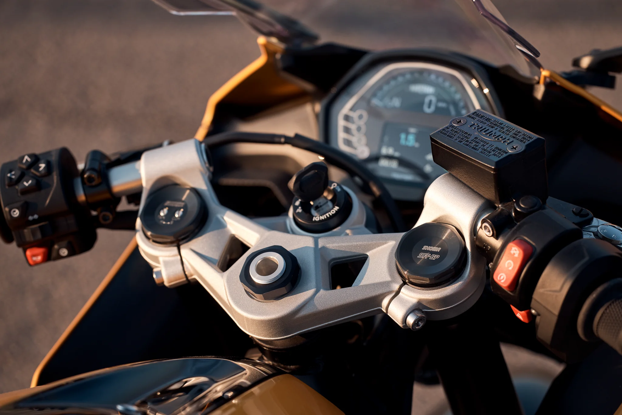 NEW DAYTONA 660 LAMS - Image 8