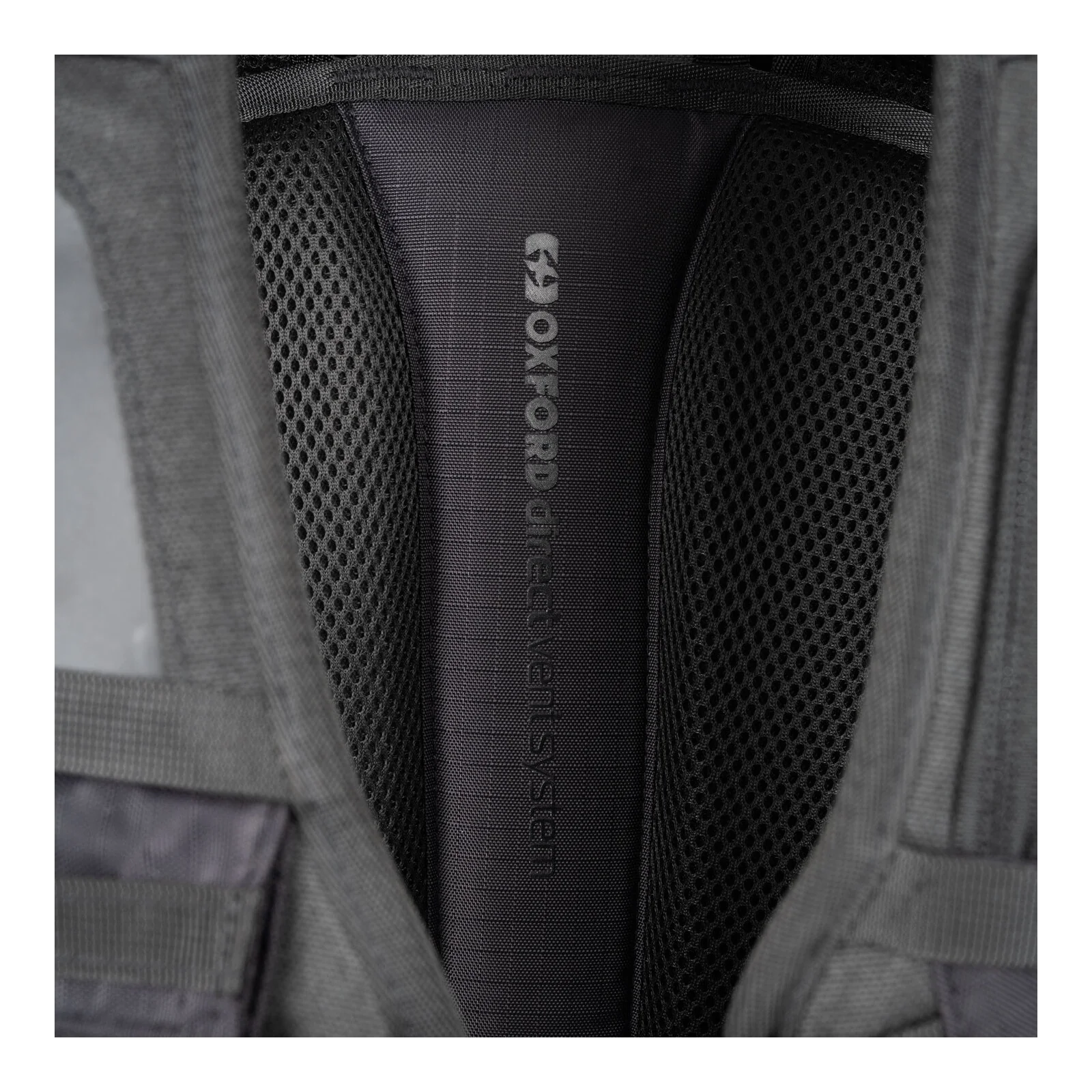 Oxford Atlas B-30 Advanced Backpack - Charcoal / Black - Image 5