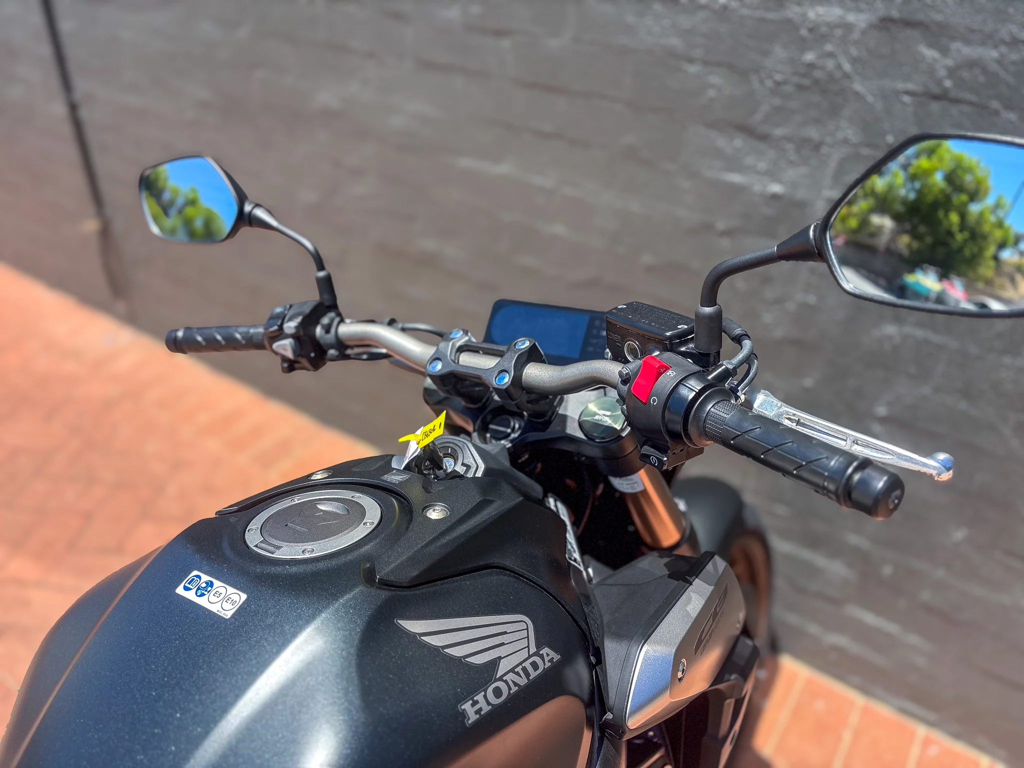 USED 2021 HONDA CB650R $9,990* Excl Gov Charges - Image 26